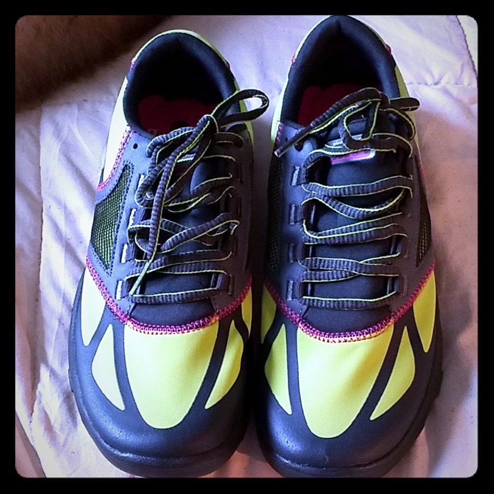 Sketchers Trail Running Sneakers NWOT